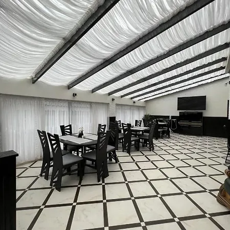 Guest house For