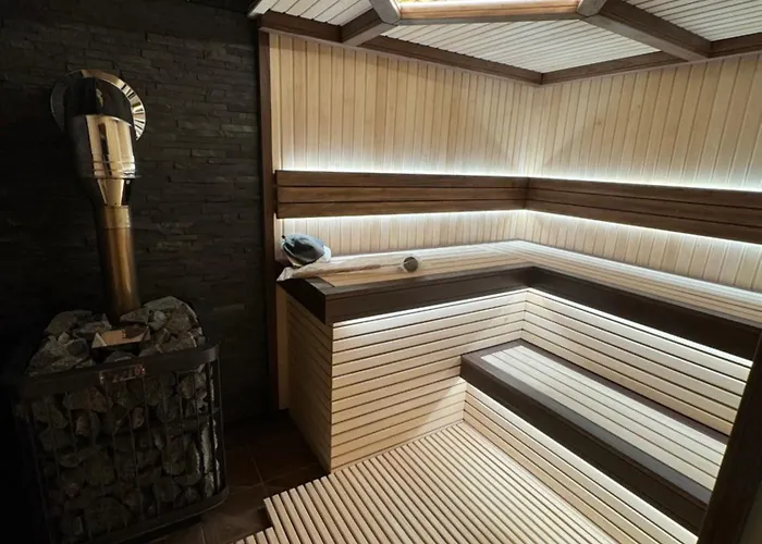 Guest house For